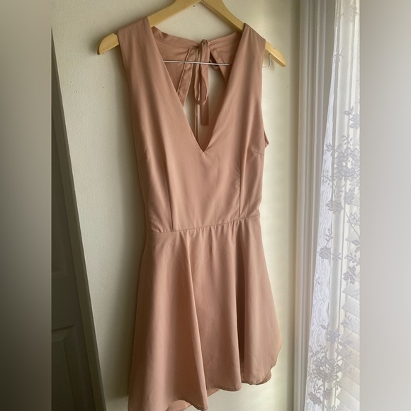 NWT Tobi Andie Blush Pink Pastel Peach Mini Skater Open Cutout Back Dress Large - Picture 6 of 15